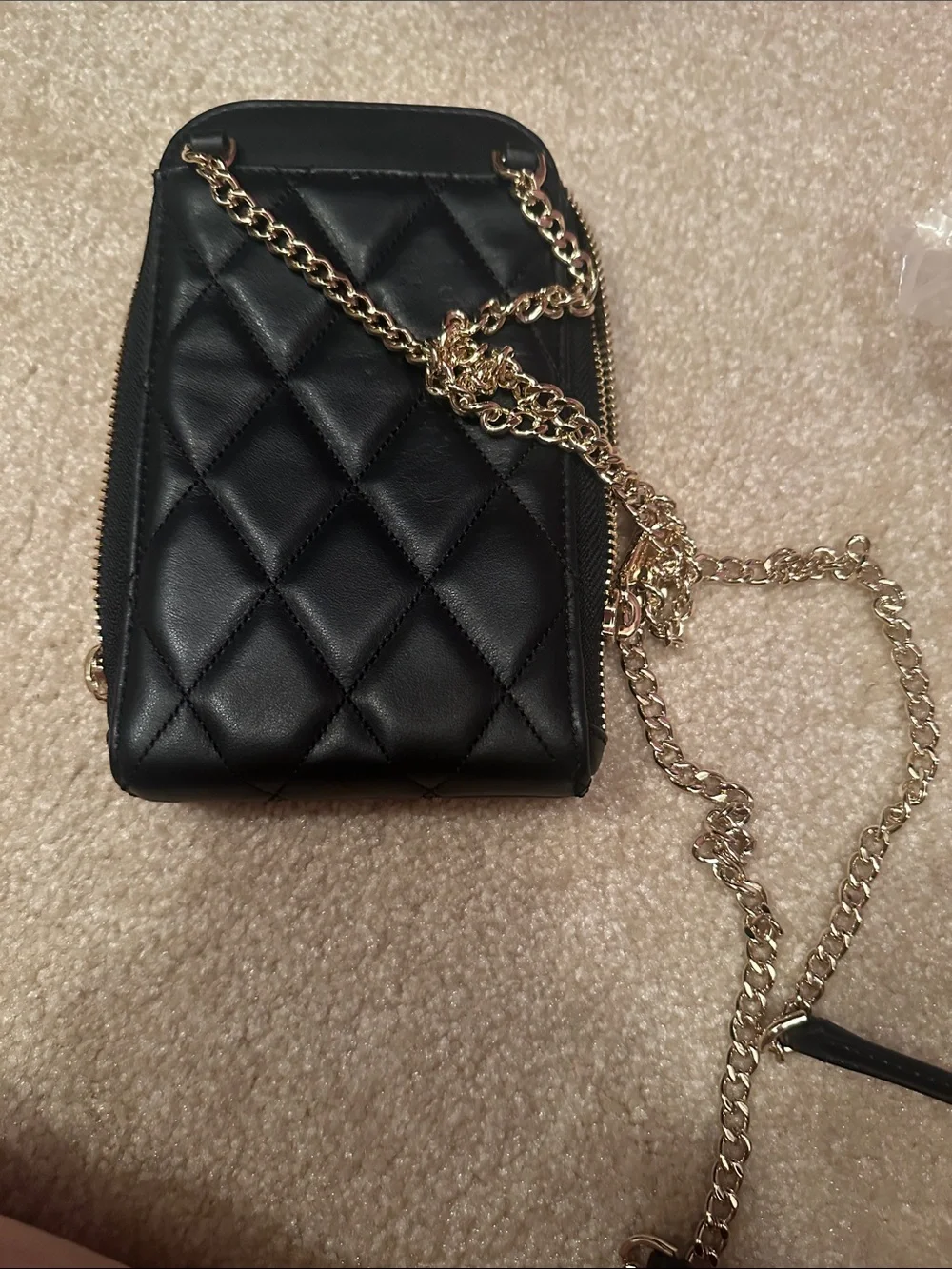kate spade Black Quilted Crossbody Phone Pouch with Gold Chain